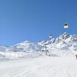 Alpin Rénové Proche Pistes Et Commerces - - Fr-1-613a-42 Apartamento Courchevel
