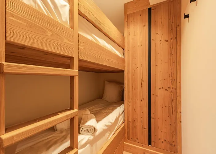 Alpin Renove Proche Pistes Et Commerces - - Fr-1-613a-42 Courchevel